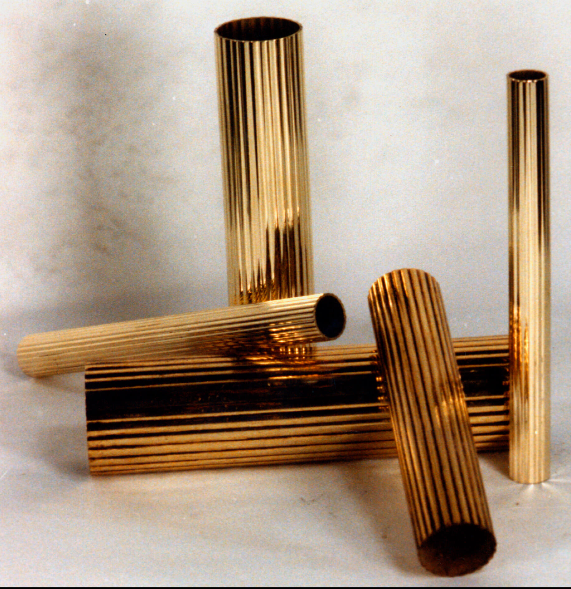 Tubo de latón rayado - Latón y Bronce